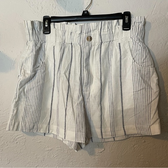 MADEWELL NWT SHORTS Women's Linen-Cotton Pull-On Paperbag Shorts  Stripe - Picture 1 of 6